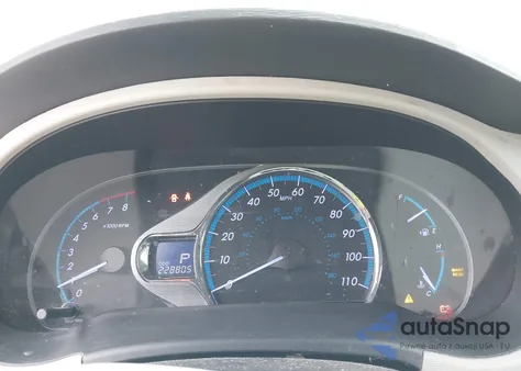 2014 Toyota Sienna Xle V6 8 Passenger z USA, uszkodzony, nr VIN 5TDYK3DCXES515014